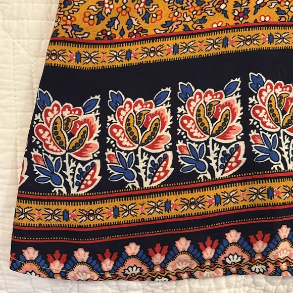 Lily White Sleeveless Blouse Size Large - Picture 5 of 12